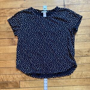 H&M curved hem boxy tee